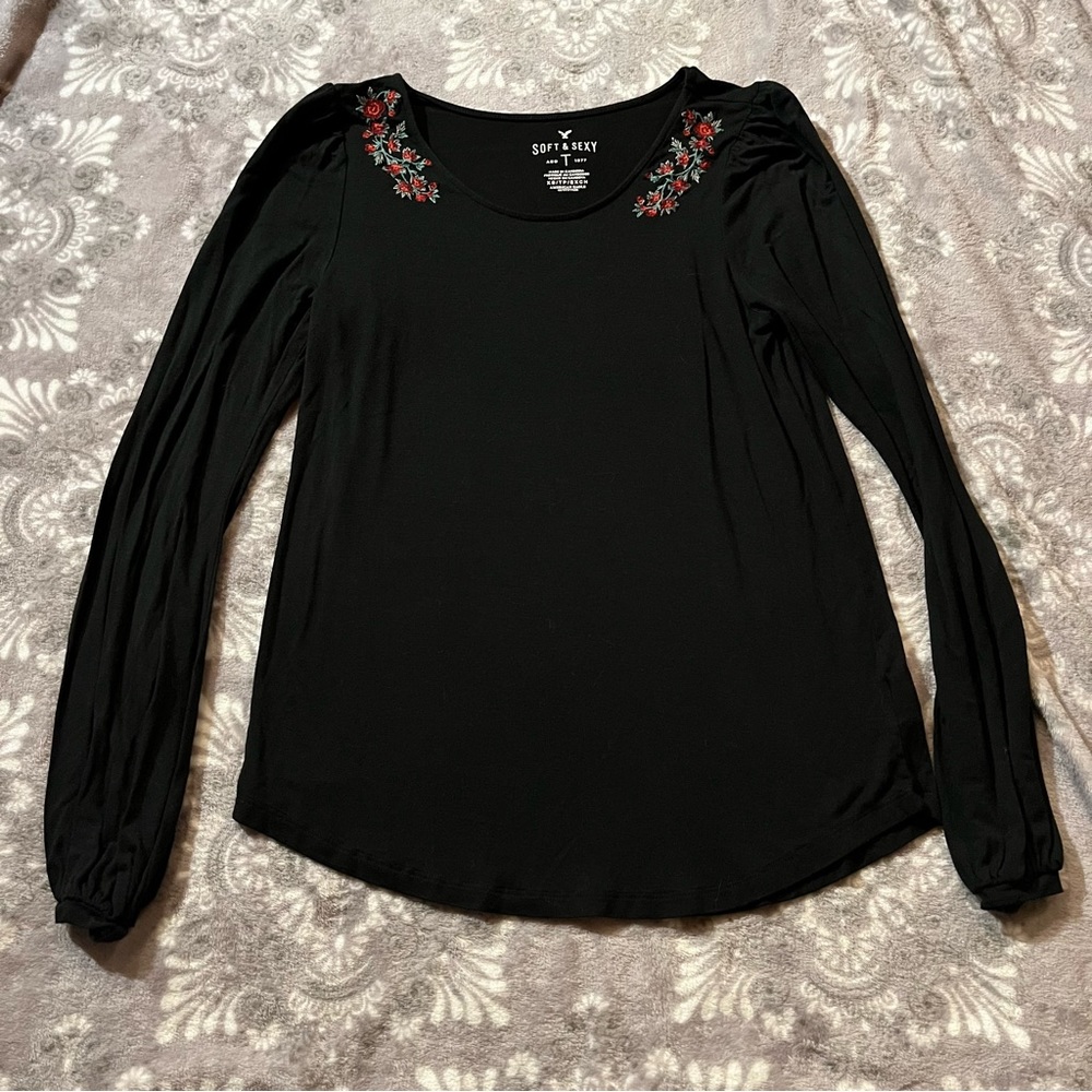 American Eagle Dressy Long Sleeve Black and Floral Top